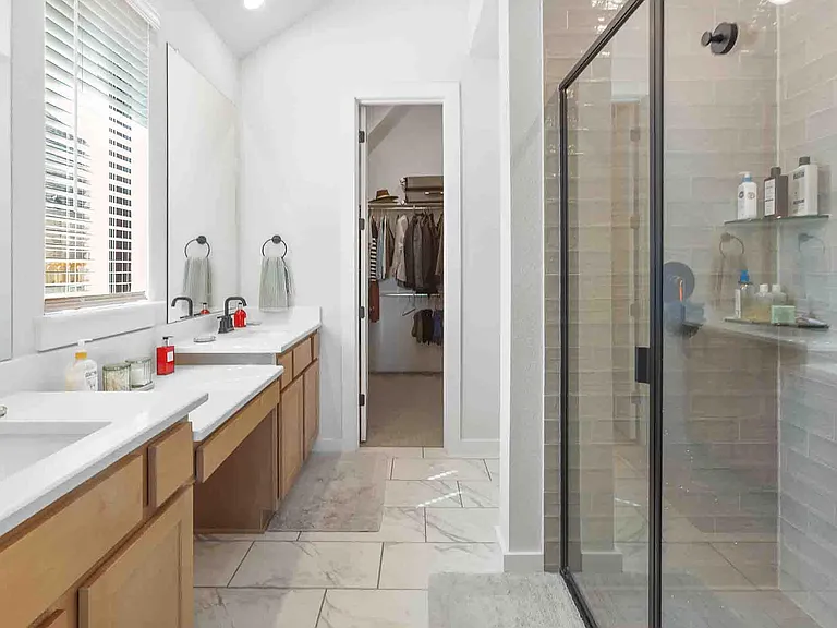 220 Basket Flower Loop — Photo 19