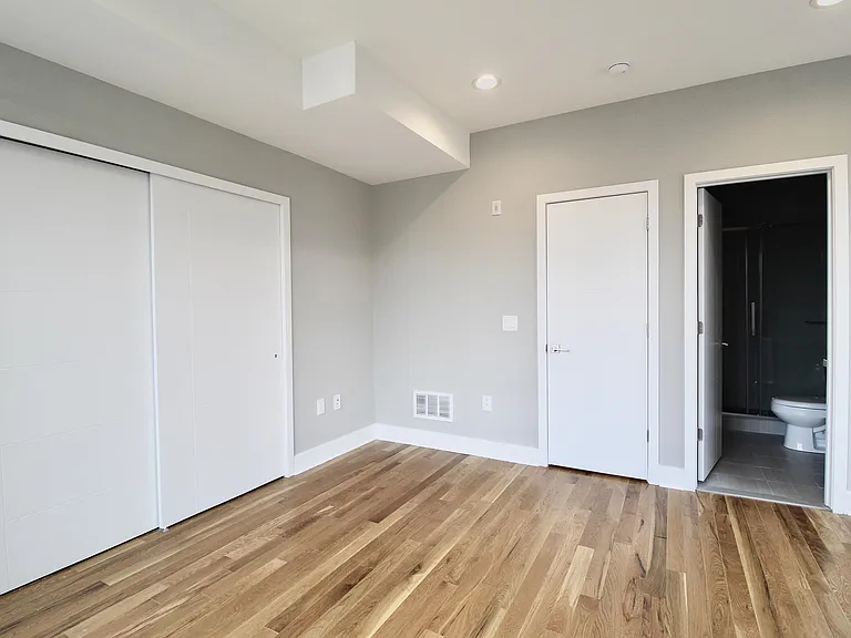 1642 Cambridge St #B — Photo 14