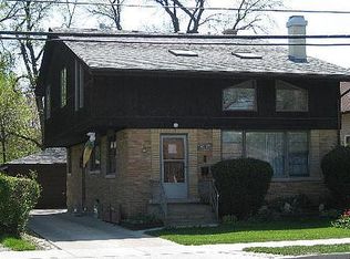 8021 W 26th St, North Riverside, IL 60546