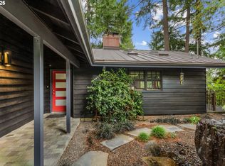 2883 SW Champlain Dr, Portland, OR 97205