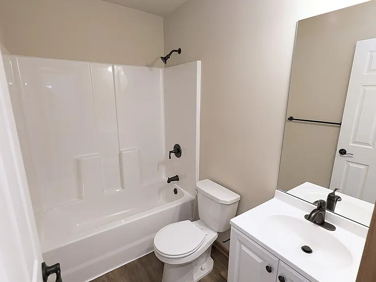 8334 Broken Ridge Dr — Photo 15