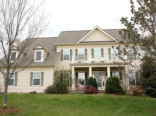 403 Madison St, Herndon, VA 20170