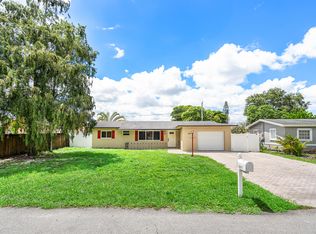 5811 SW 53rd Ter, Davie, FL 33314