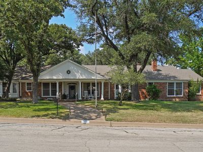 2015 Williamsburg Row, Denton, TX, 76209