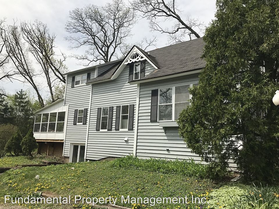 2nd image of W Orchard Dr