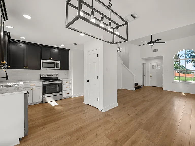 Kitchen/dining