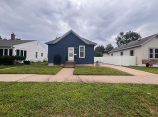 410 E 9th St, Winona, MN 55987