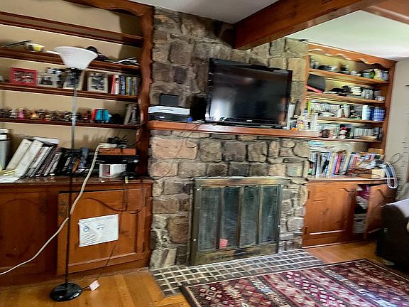 Fire place and built ins