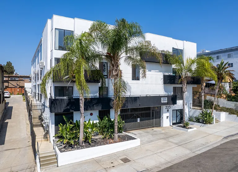 223 N Alvarado St #106 — Photo 8