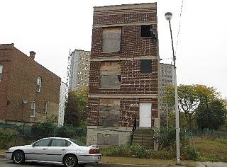 2nd image of 4541 S Champlain Ave #1