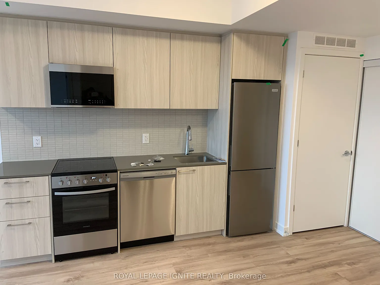 2 bed, $2,250 — Photo 2