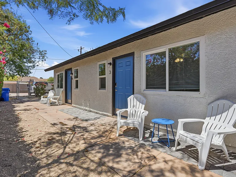 1421 E Roosevelt St #1 — Photo 20