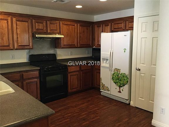 3rd image of 5977 Ambleshire Ave