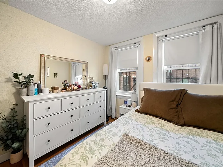 10 Henchman St #2R — Photo 10