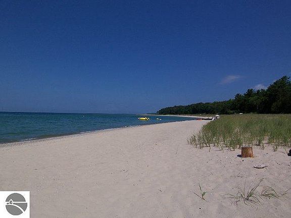 2nd image of 6553 N Omigisi Beach Rd #O