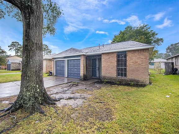 2nd image of 8715 Valley Meadow Dr