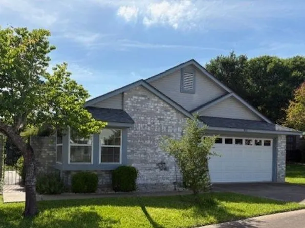 411 Fitch St, Kerrville, TX 78028