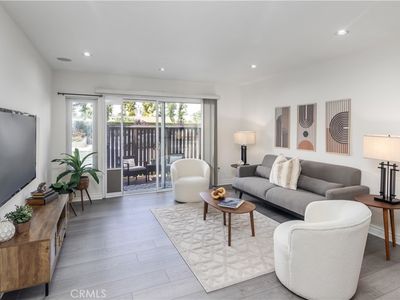 18350 Hatteras St APT 107, Tarzana, CA, 91356