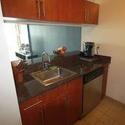 Rented by Space Marketing Shop | media 29