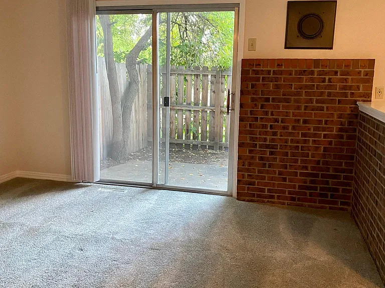 3850 Paseo Del Prado #20 — Photo 7