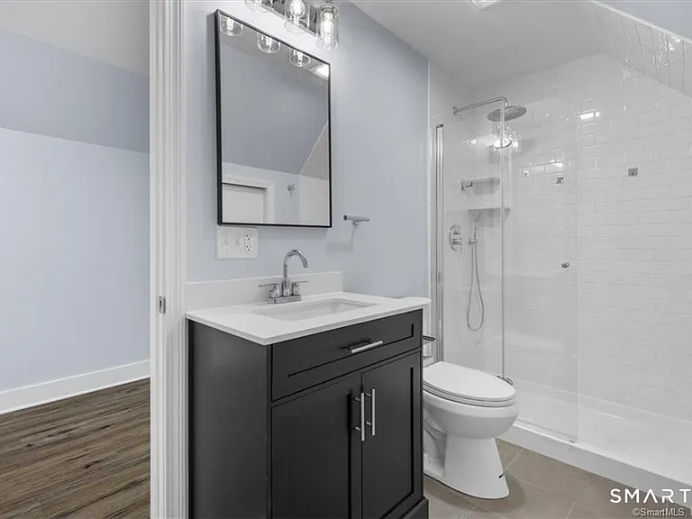 55 Admiral St #2 — Photo 21