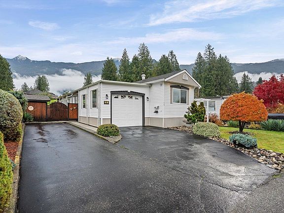 2nd image of 52324 Yale Rd E #15