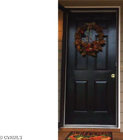 1st image of 24197 Gloria Dr