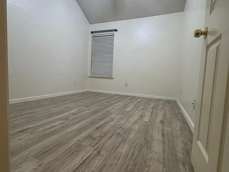 324 Arbor Glen Dr — Photo 25