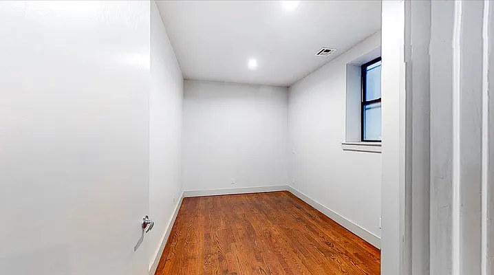 Rented by Bedford And Dean LLC | media 5