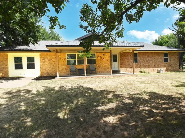 704 N Farm Rd, Sallisaw, OK 74955