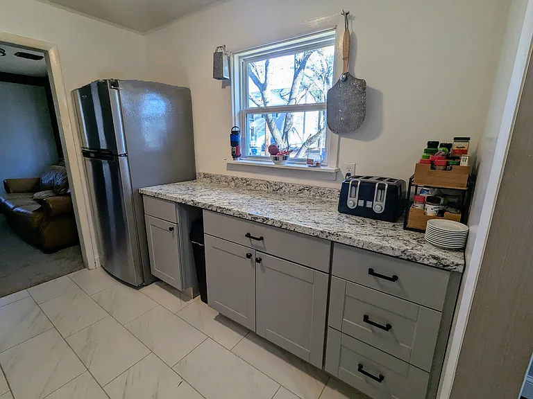 2445 Kennon Ave #A — Photo 3