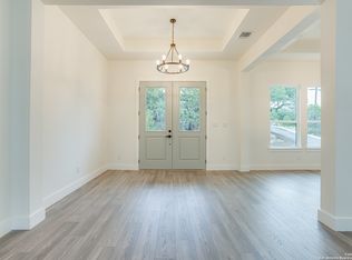 8005 Devonshire Dr, Spring Branch, TX 78070