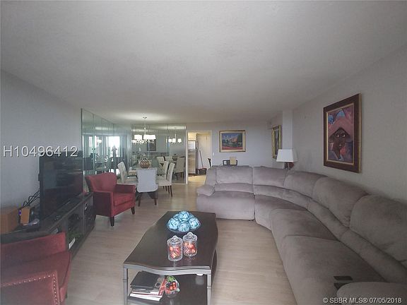 3rd image of 13951 Kendale Lakes Cir #610A