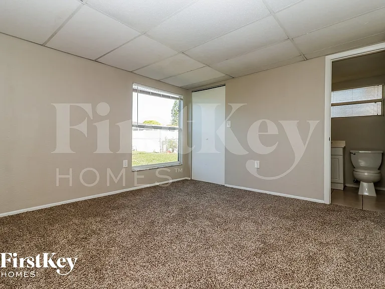 9231 Glen Moor Ln — Photo 8