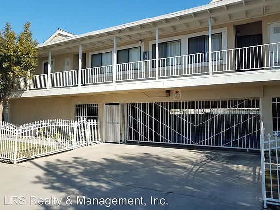 2nd image of 301 E Mills Dr APT B