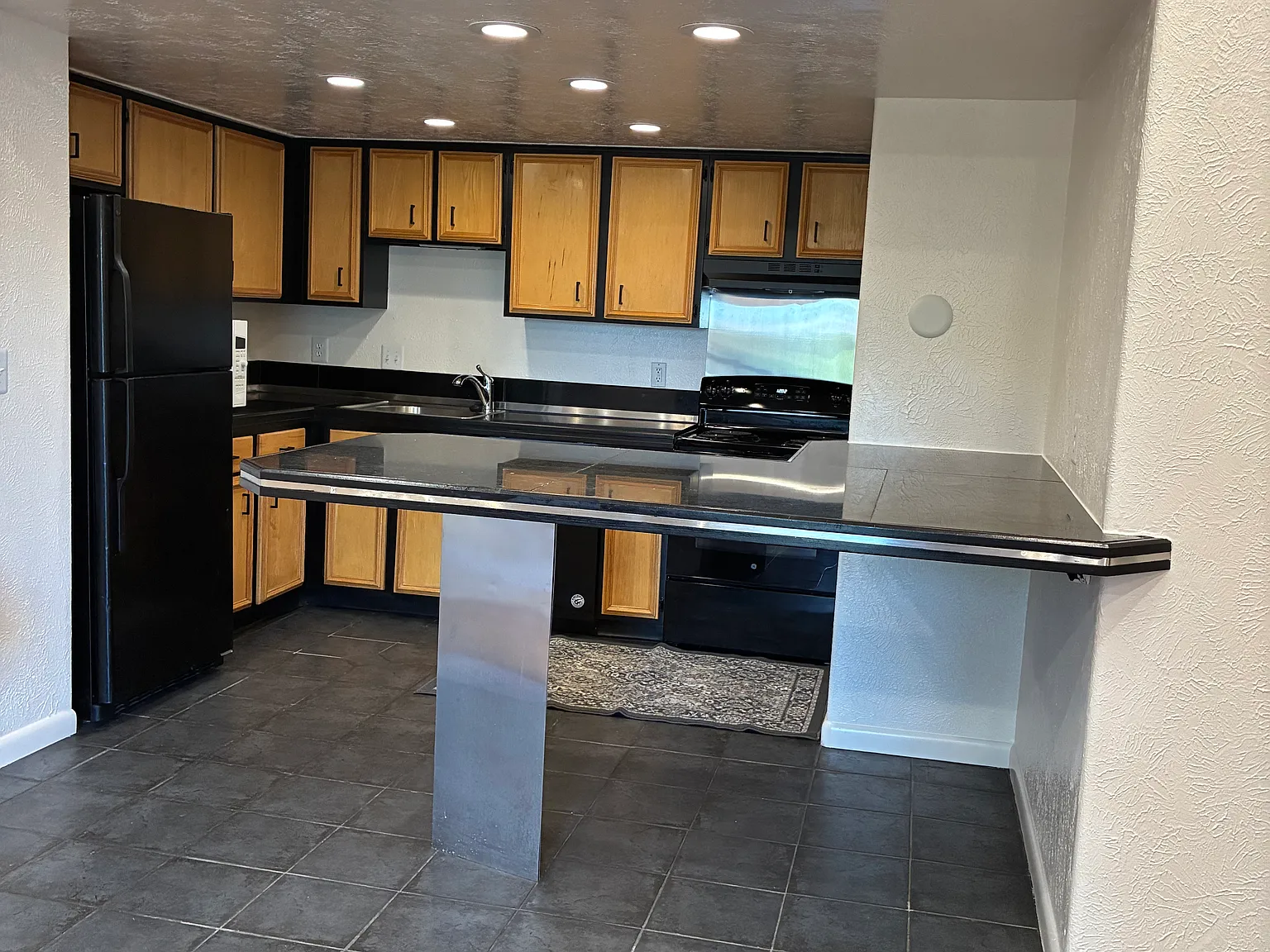 2 bed, 725 sqft, $1,500 — Photo 4