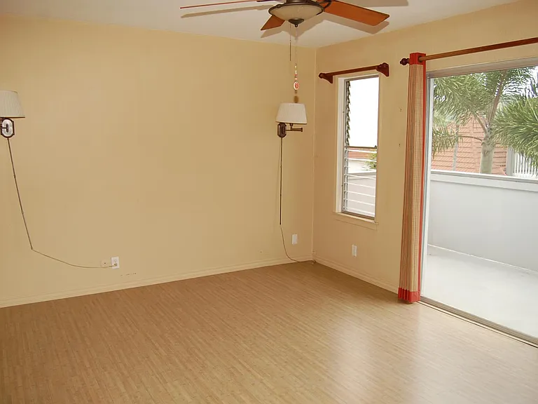 559 Keolu Dr — Photo 23