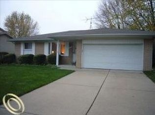 248 Charterhouse Dr, Canton, MI 48188
