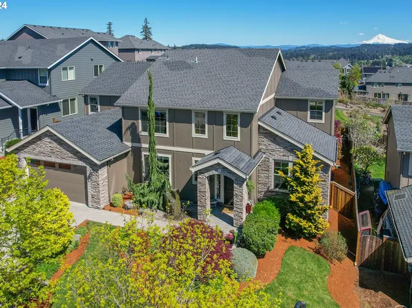 12712 SE Jubilee St, Happy Valley, OR 97086