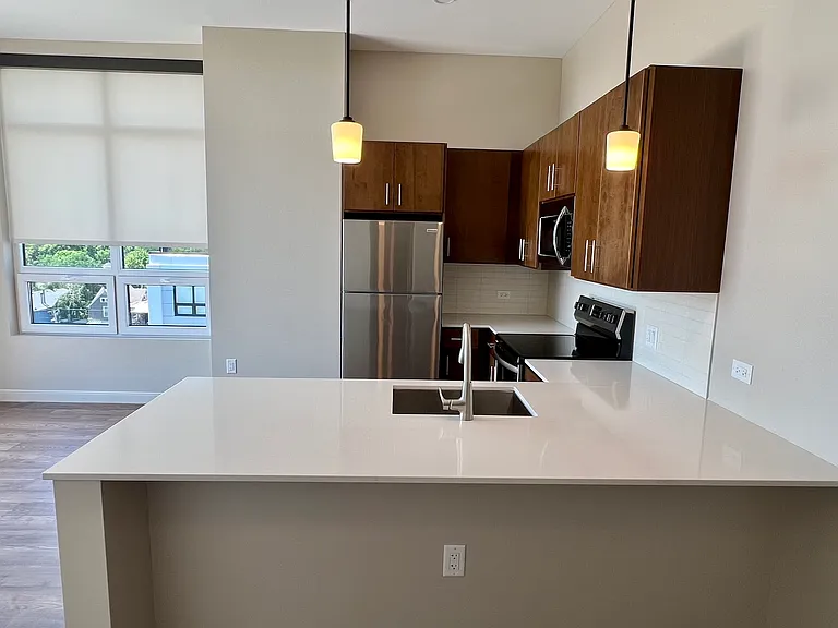 703 Madison St #526 — Photo 12