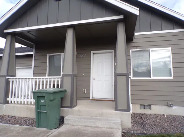 2207 Jakob Ave, La Grande, OR 97850