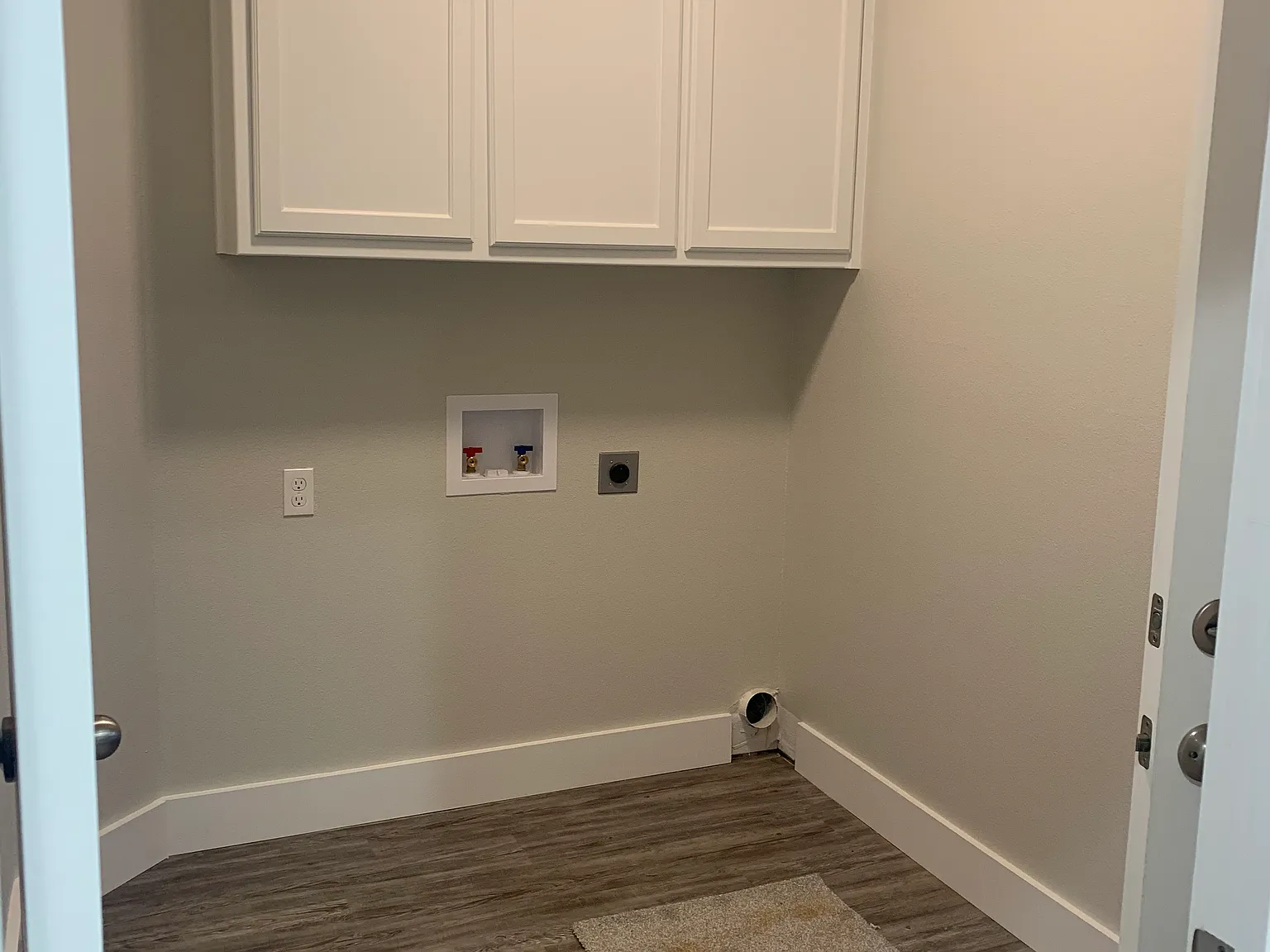 3 bed, 1487 sqft, $1,600 — Photo 1
