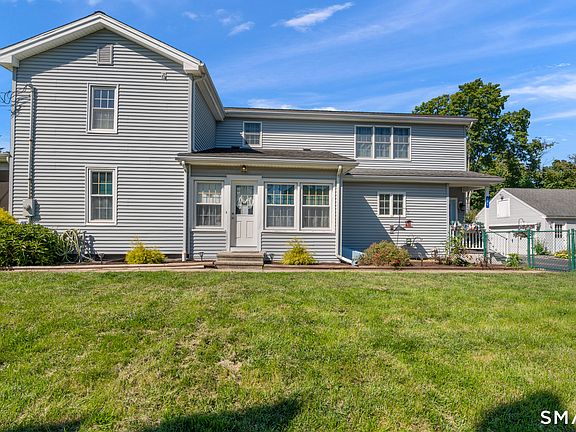 2nd image of 271 Meriden Avenue
