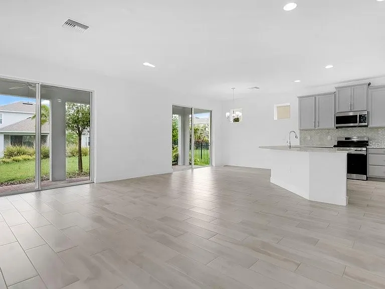 6214 Sea Amber Ln — Photo 5