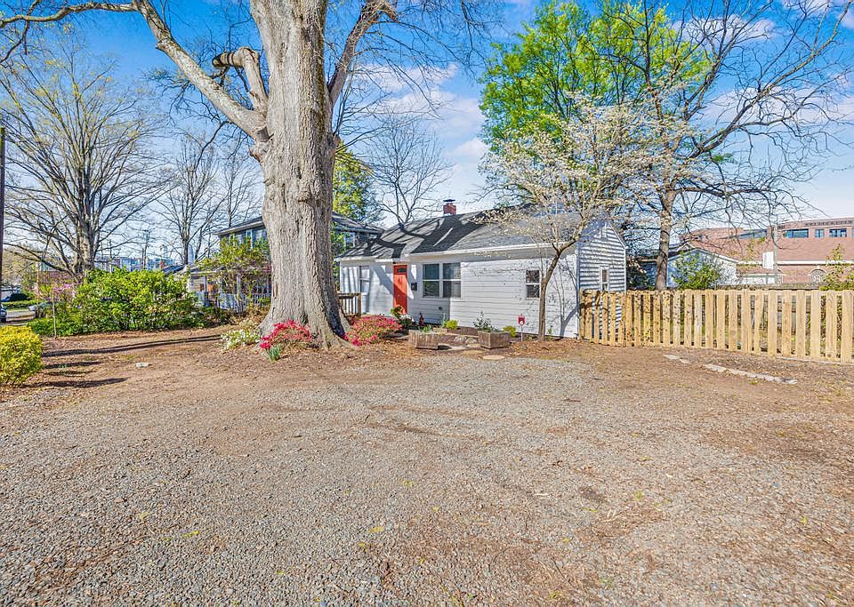 1st image of 2517 Yadkin Ave