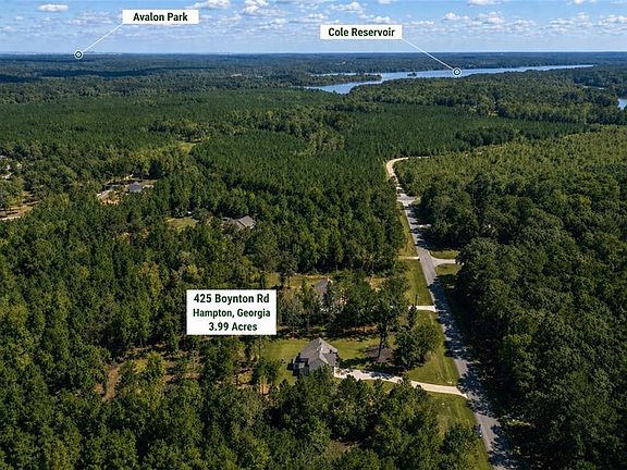 2nd image of 425 Boynton Rd