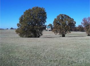 1135 Rooks Rd, Como, MS 38619