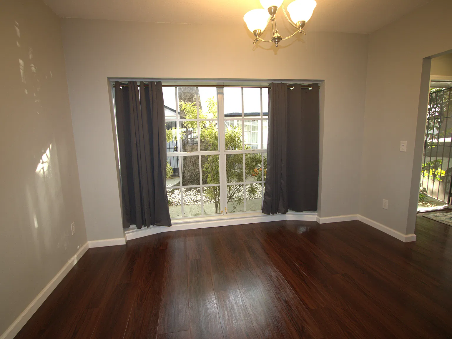 2 bed, 2.5 bath, 1400 sqft, $2,250 — Photo 4