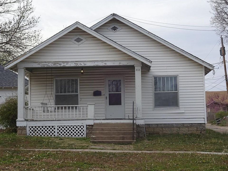312 W Magnolia St, Independence, KS 67301 Zillow