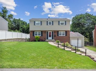 356 Fielding Dr, Pittsburgh, PA 15235